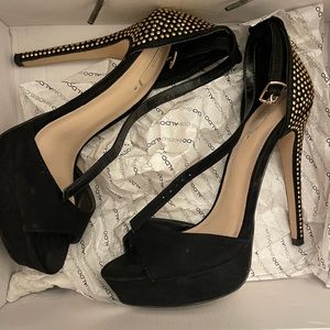 Black and gold Aldo heels